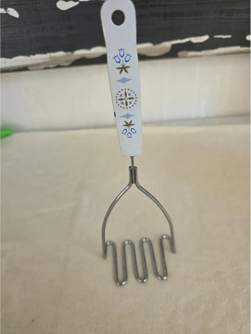Vintage Wire Potato Masher Blue Floral White Handle Retro Kitchen Utensil